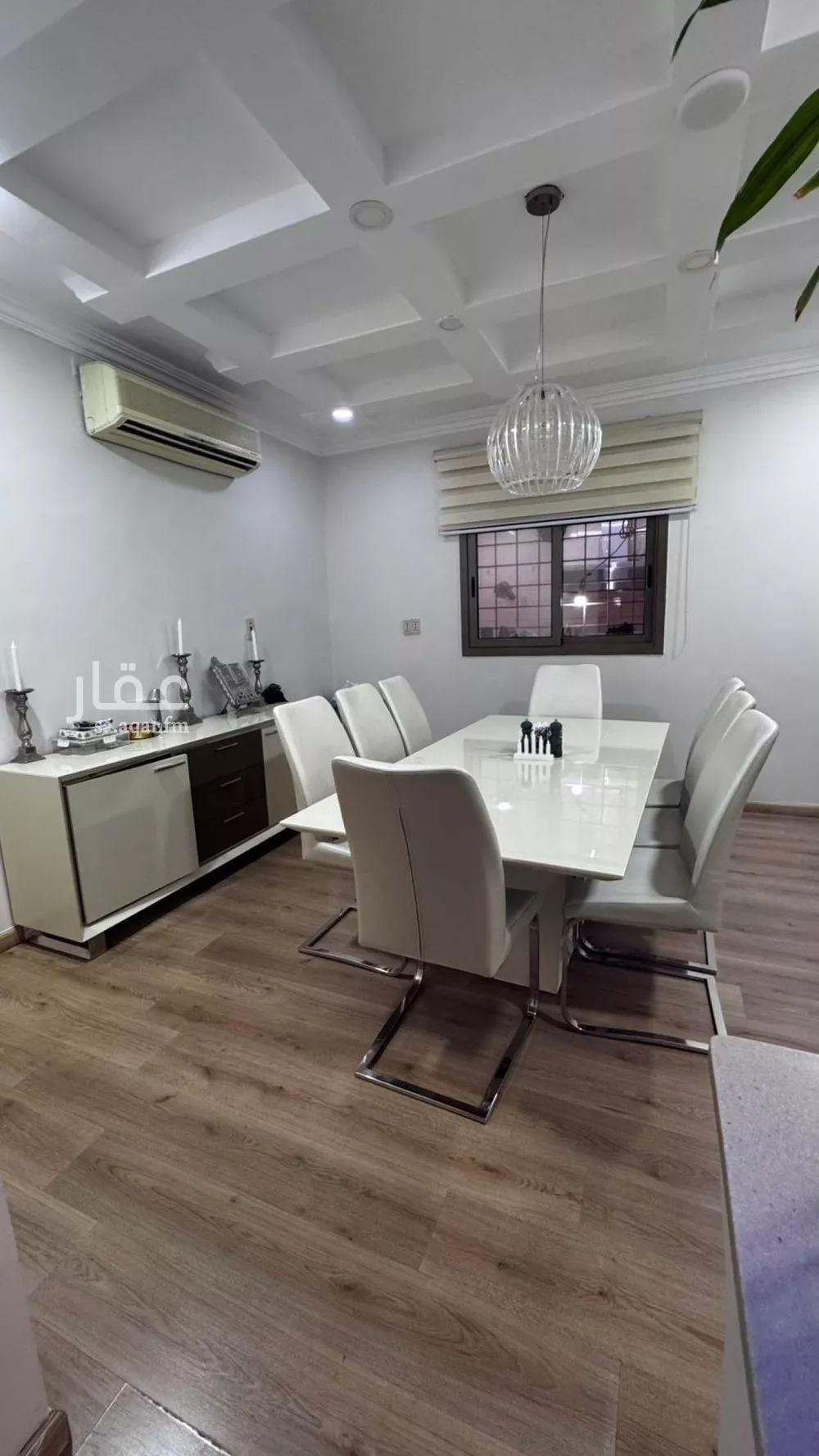6 bedroom villa in East Beach 5