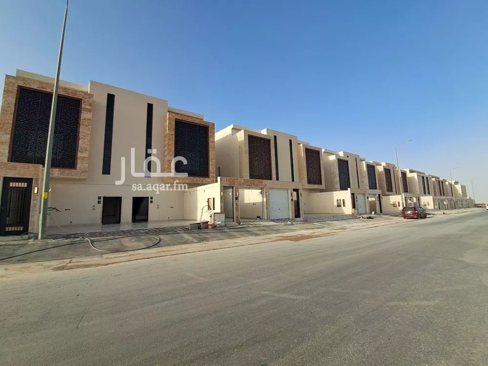 3 bedroom floor in Tuwaiq 6