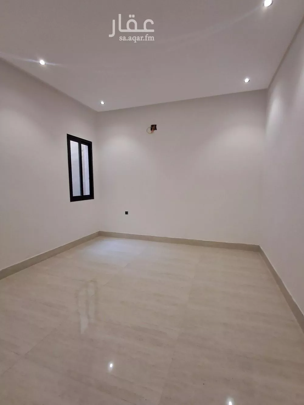3 bedroom floor in Tuwaiq 16