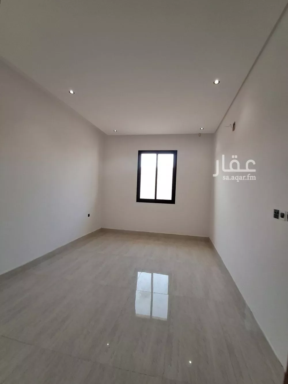 3 bedroom floor in Tuwaiq 14