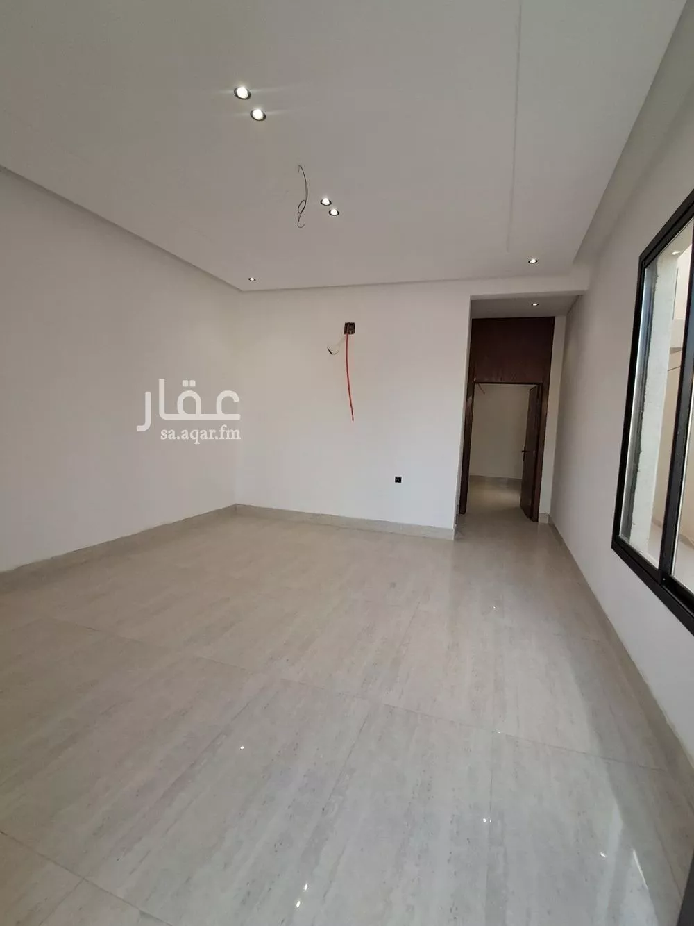 3 bedroom floor in Tuwaiq 7