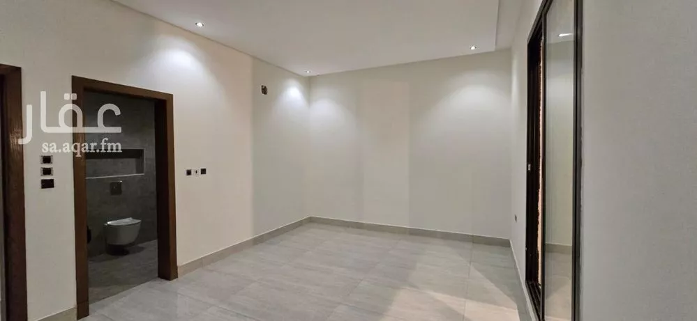 4 bedroom floor in Tuwaiq 17