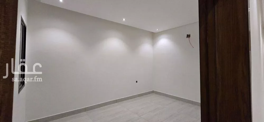 4 bedroom floor in Tuwaiq 11