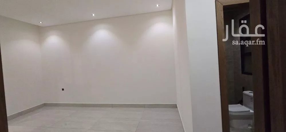 4 bedroom floor in Tuwaiq 4