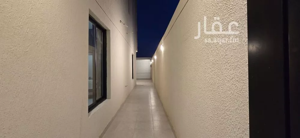 4 bedroom floor in Tuwaiq 5