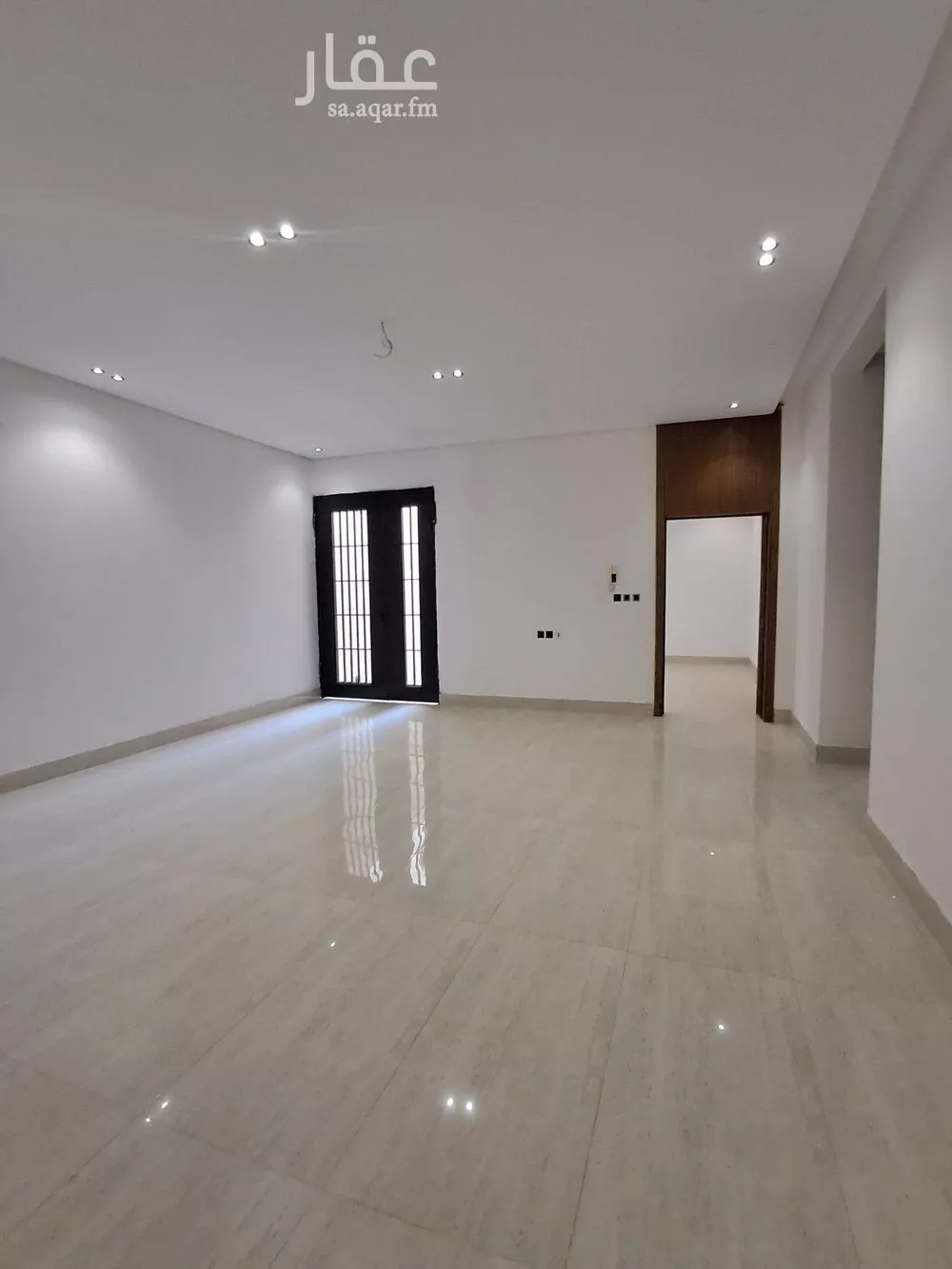 3 bedroom floor in Tuwaiq 9