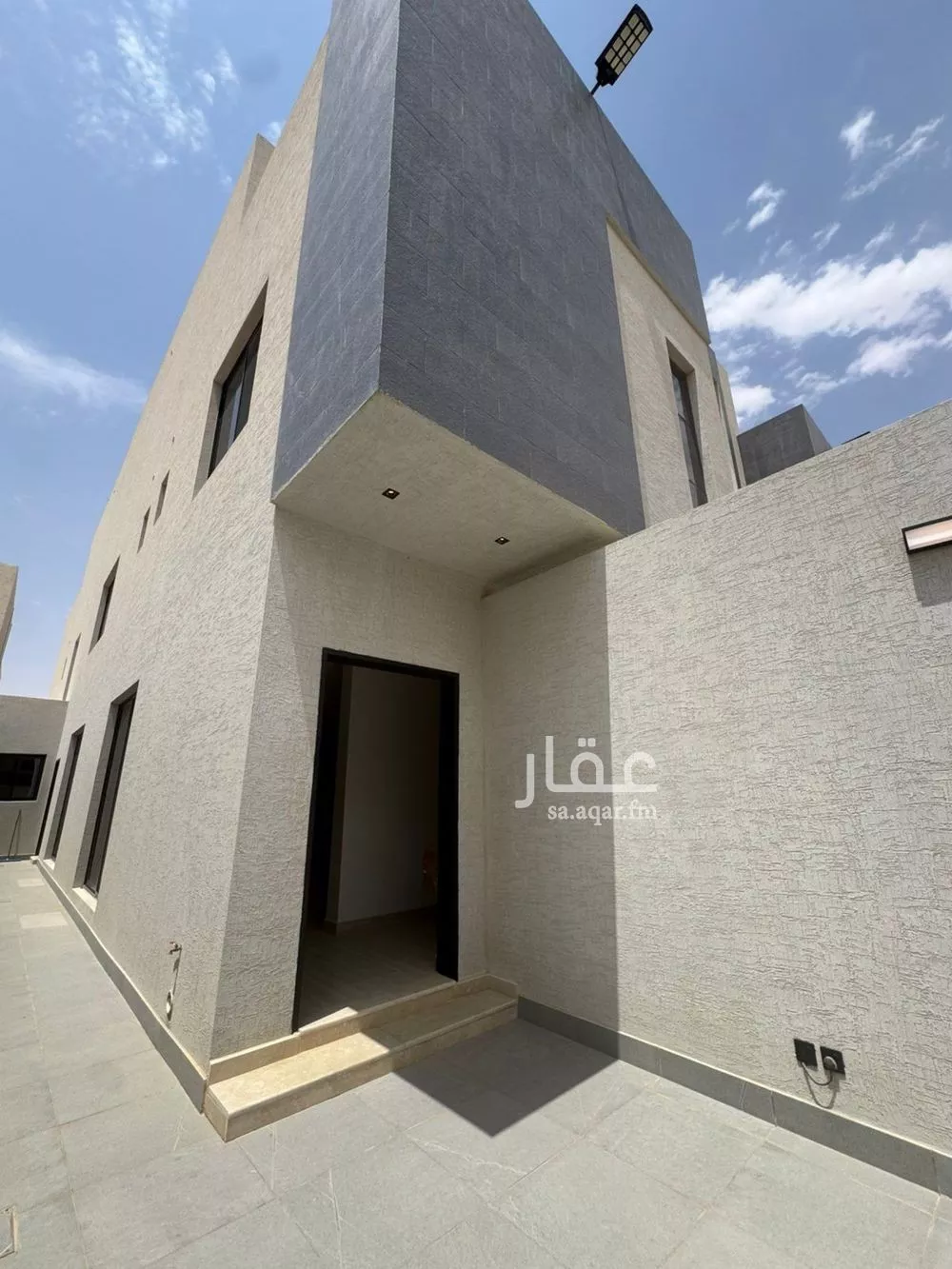 دور 4 غرف في العارض 6