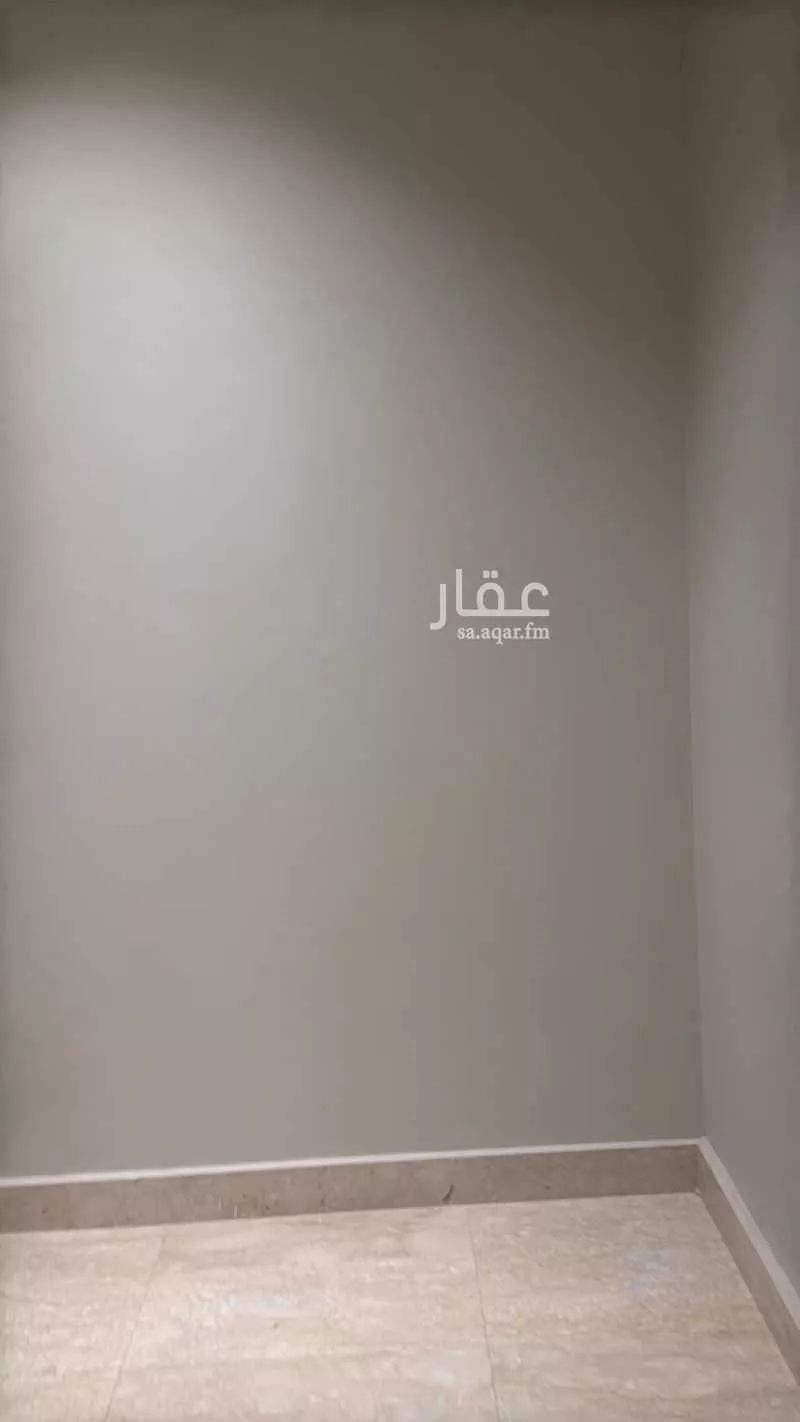 6 bedroom apartment in Ayn Al Khayf 2