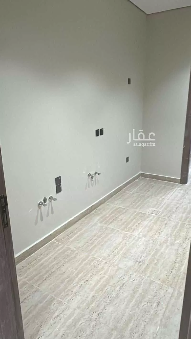 6 bedroom apartment in Ayn Al Khayf 12