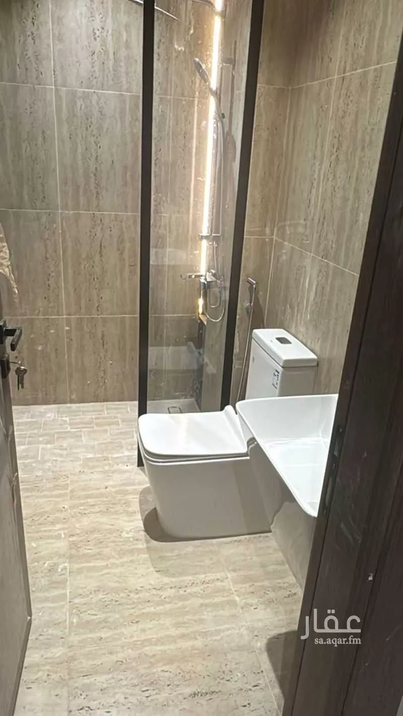 6 bedroom apartment in Ayn Al Khayf 4