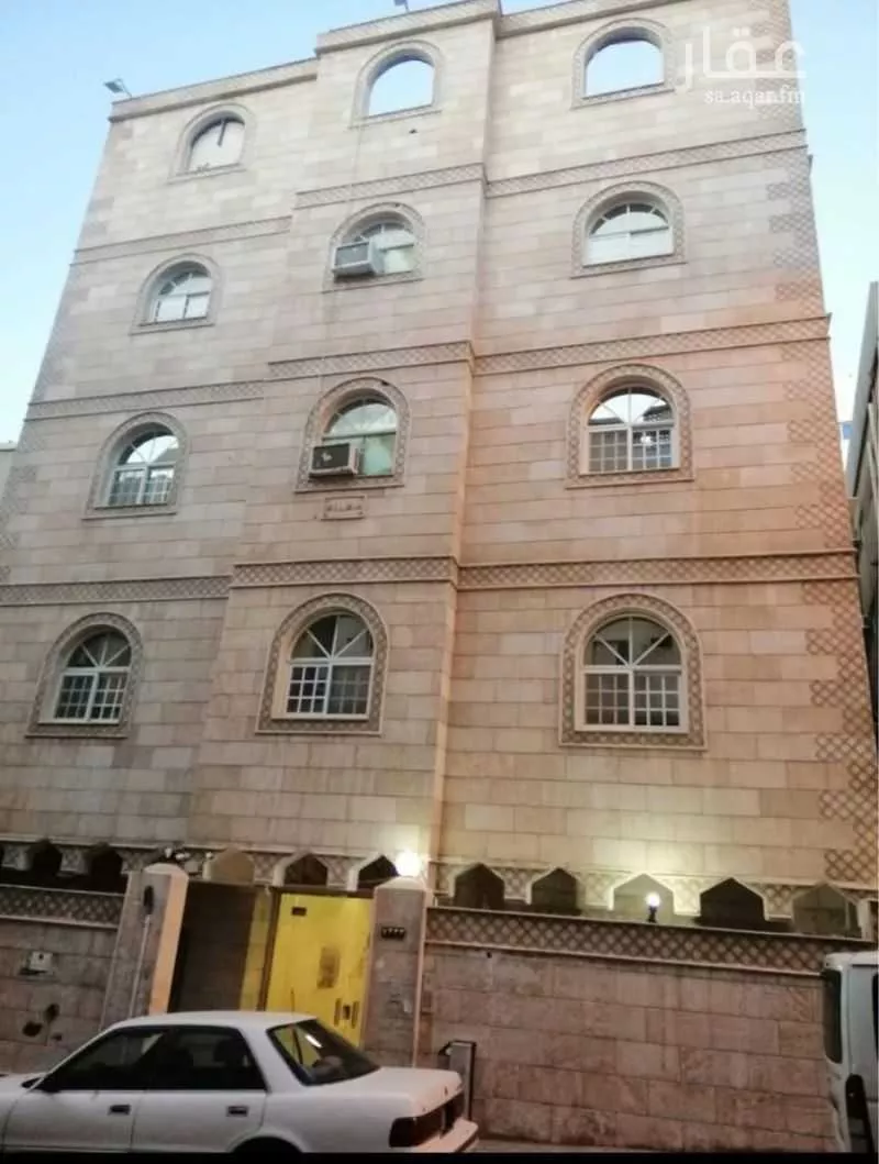 505 sqm building in Al Maabdah 7