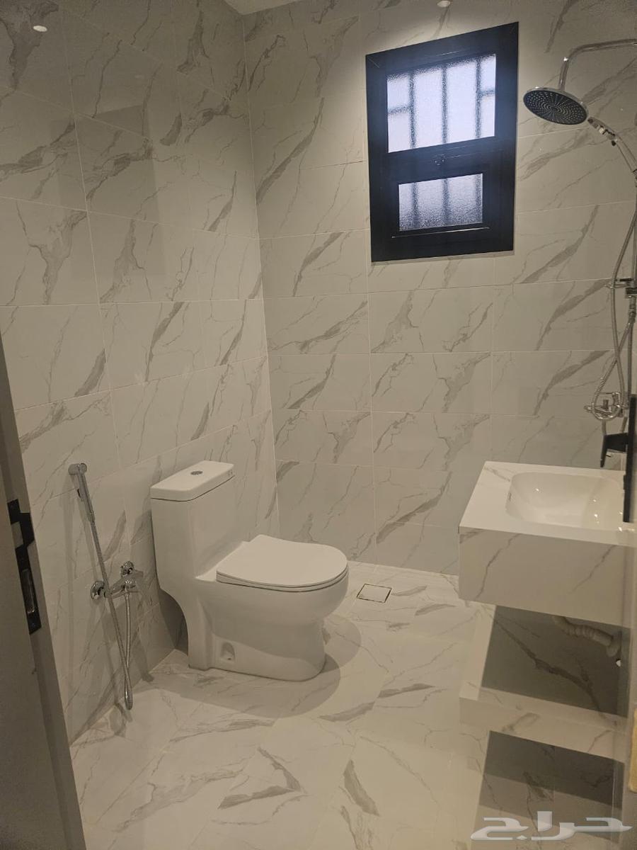 2 bedroom apartment in Al Uraija Al Wusta 5
