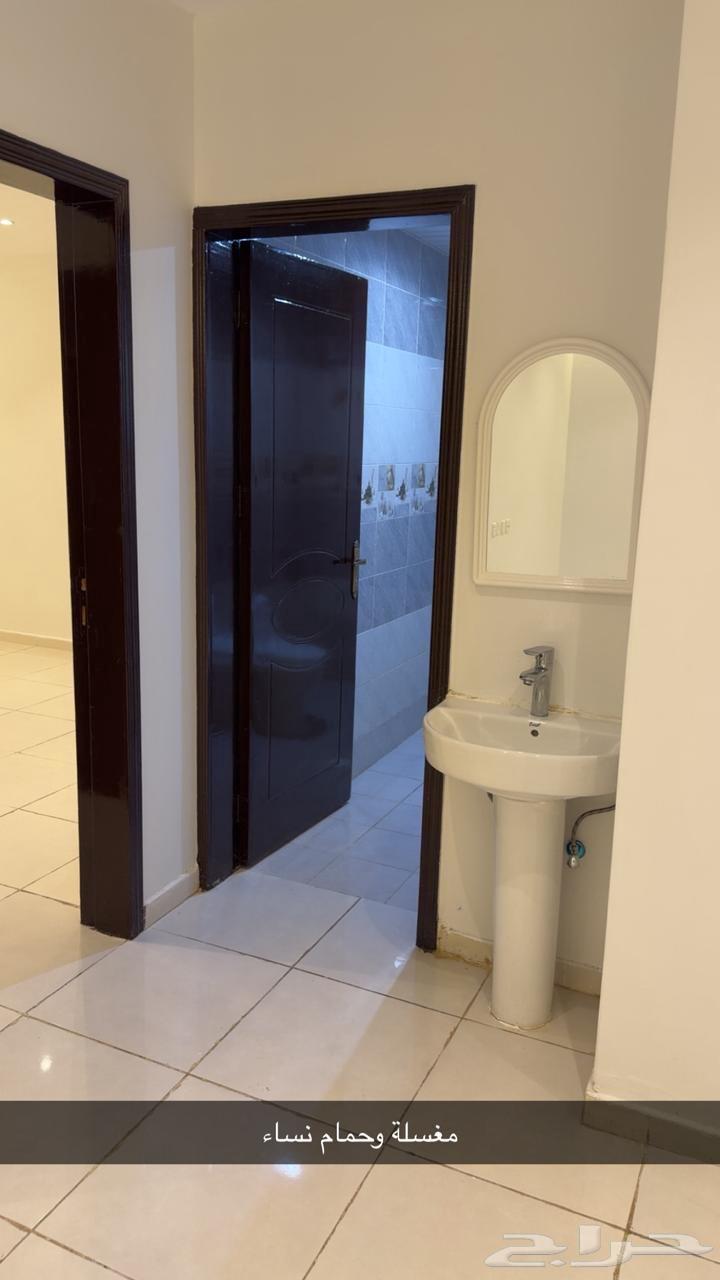9 bedroom villa in Al Rimal 8