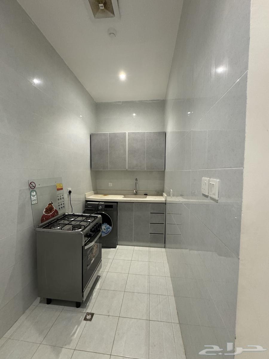 2 bedroom apartment in Dhahrat Laban 4