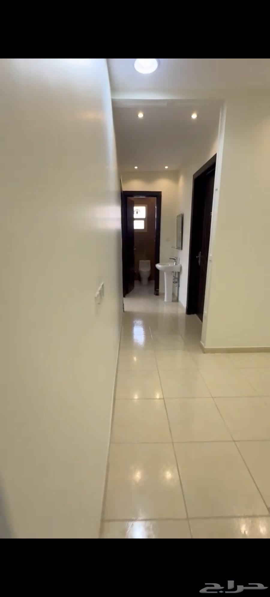 فيلا 6 غرف في المهدية 9