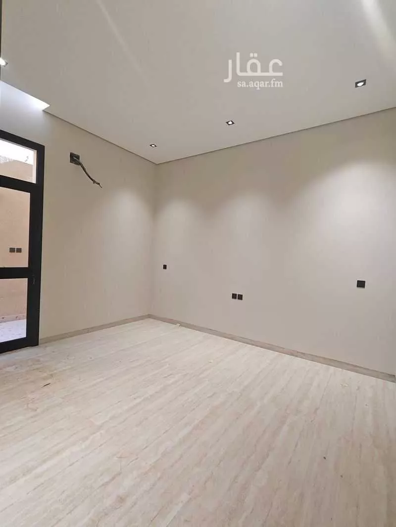 4 bedroom floor in Al Malaz 2