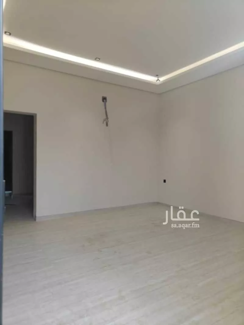 4 bedroom floor in Al Malaz 9