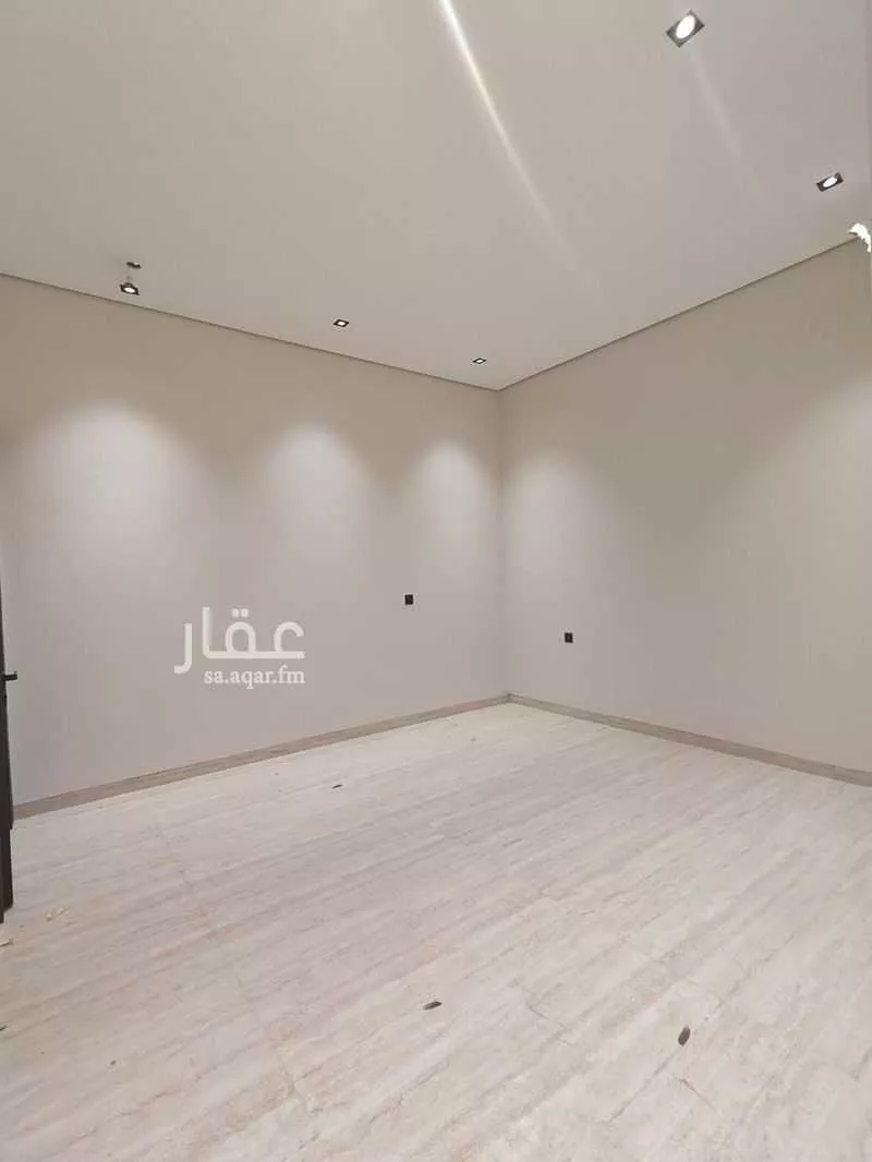 4 bedroom floor in Al Malaz 3