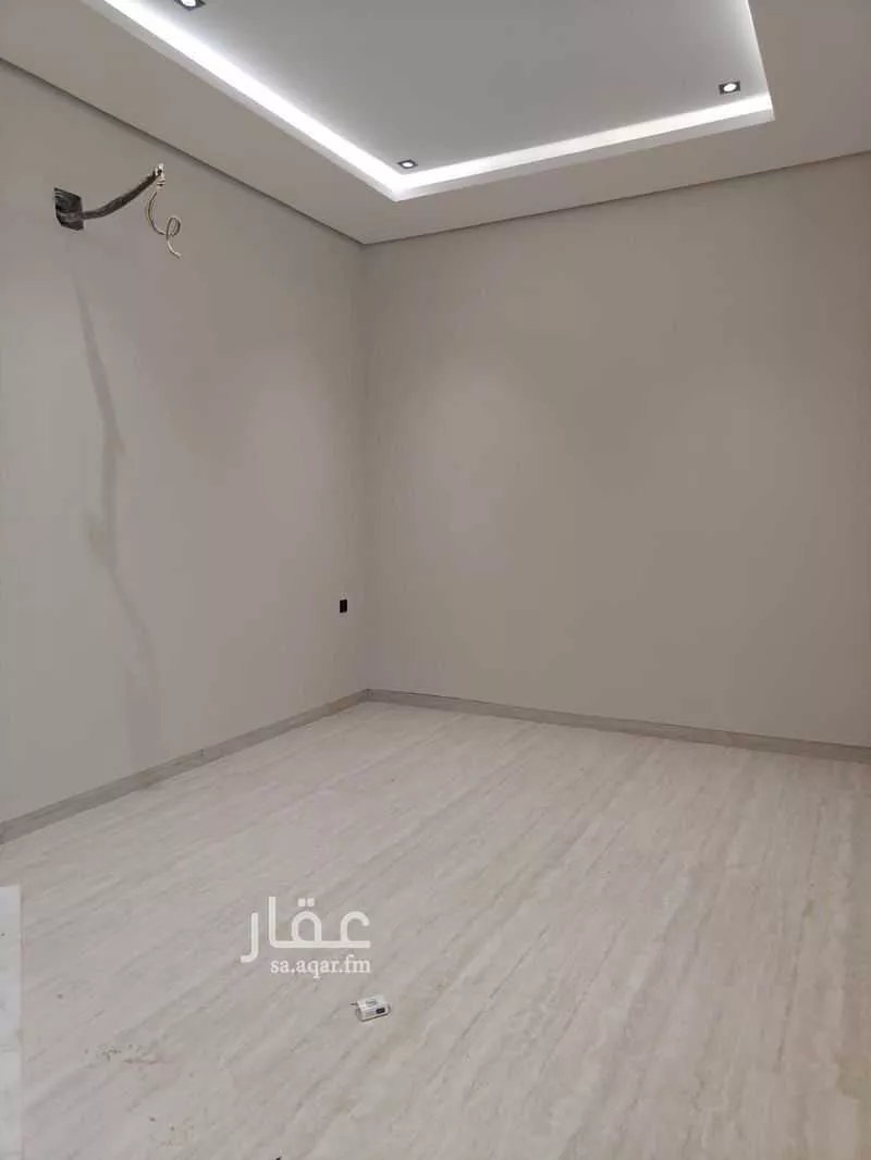 4 bedroom floor in Al Malaz 8