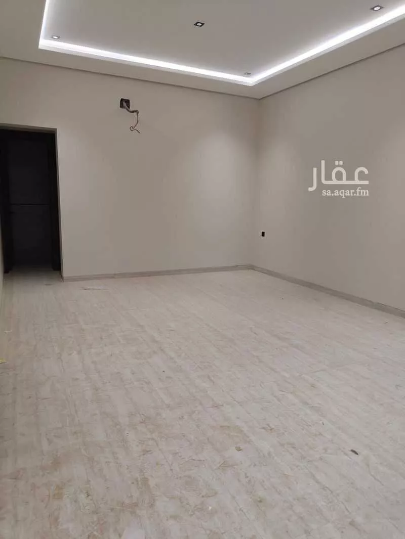 4 bedroom floor in Al Malaz 7