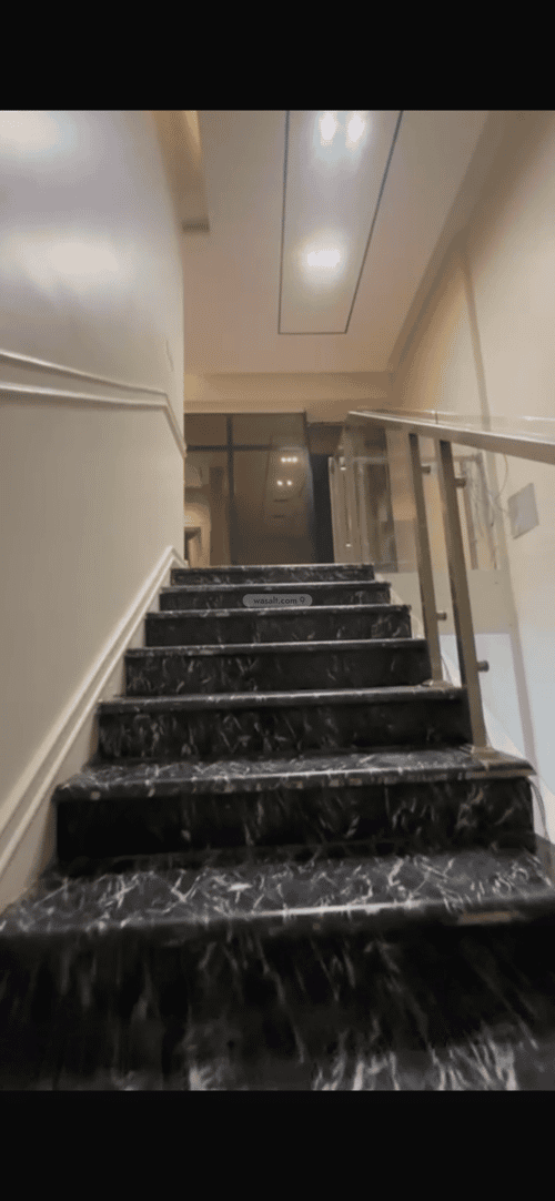 5 bedroom apartment in King Abdullah 7