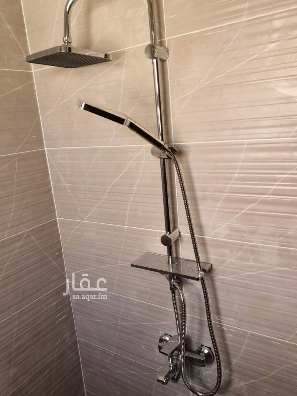 4 bedroom floor in King Fahd 6