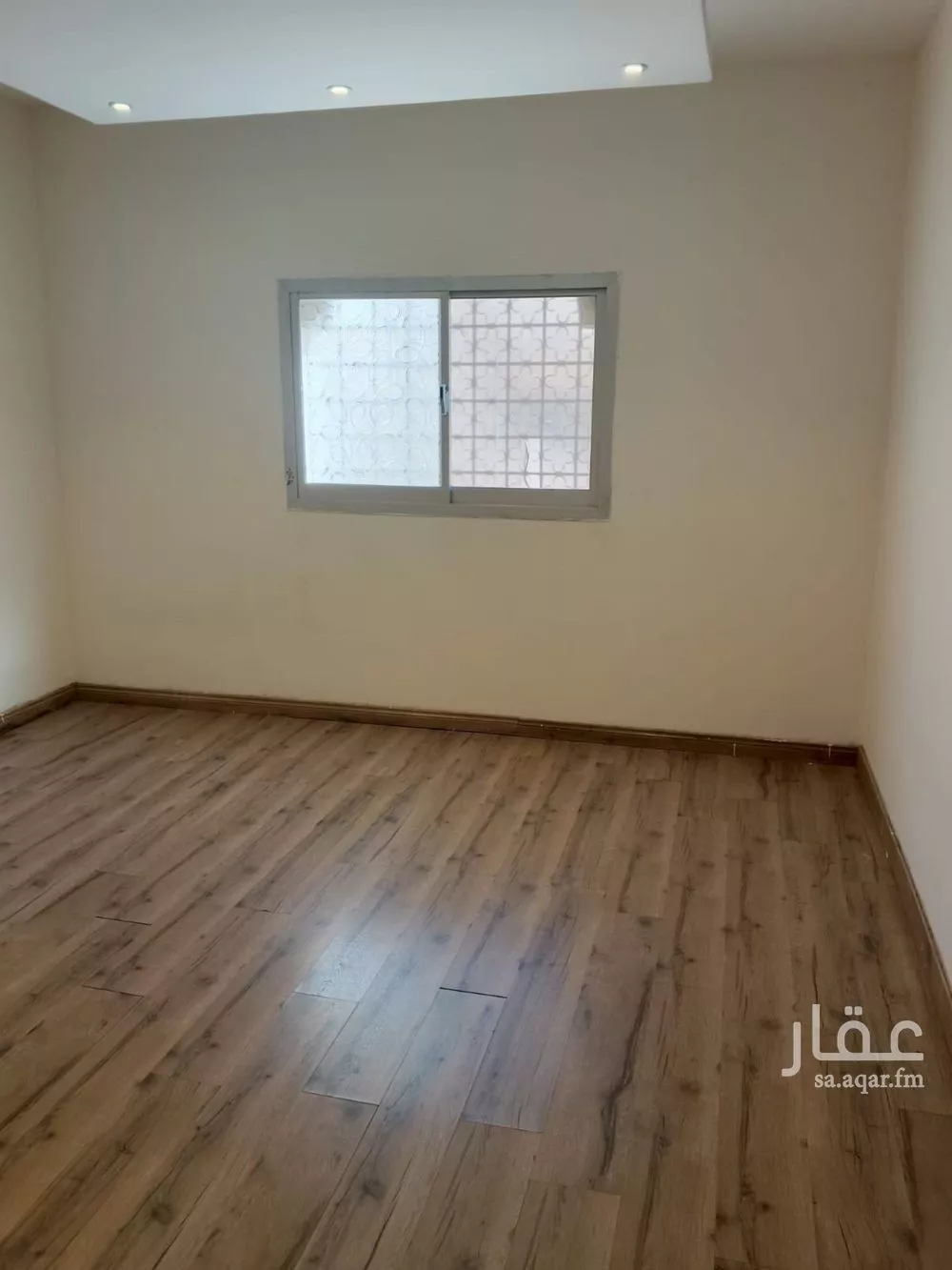 4 bedroom floor in King Fahd 4