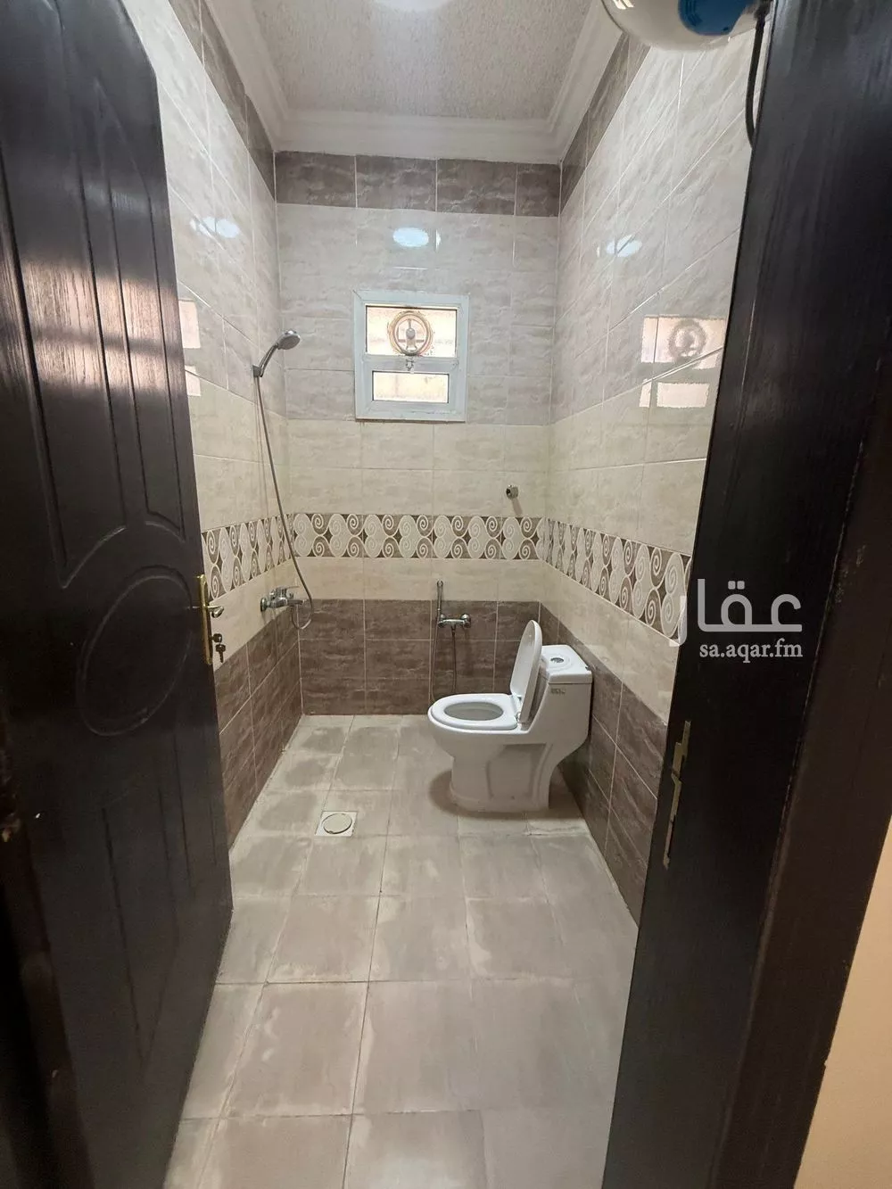 3 bedroom floor in Al Munsiyah 9