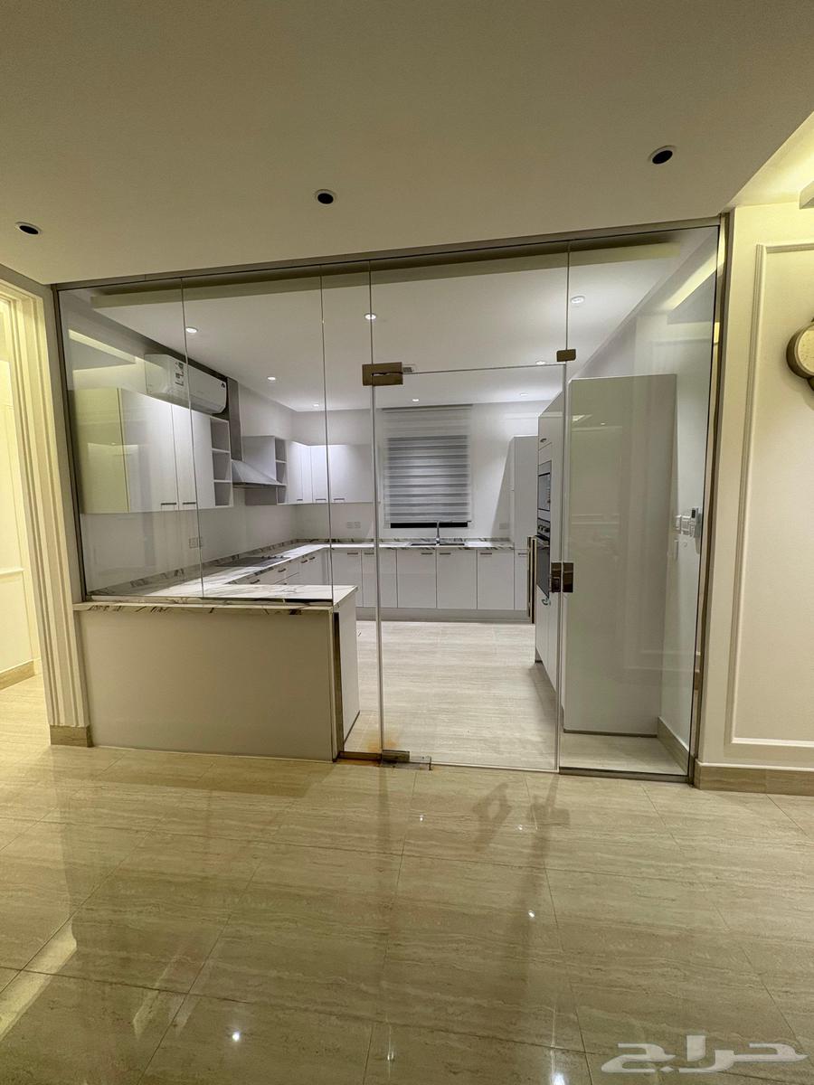 4 bedroom apartment in Al Sahafah 5