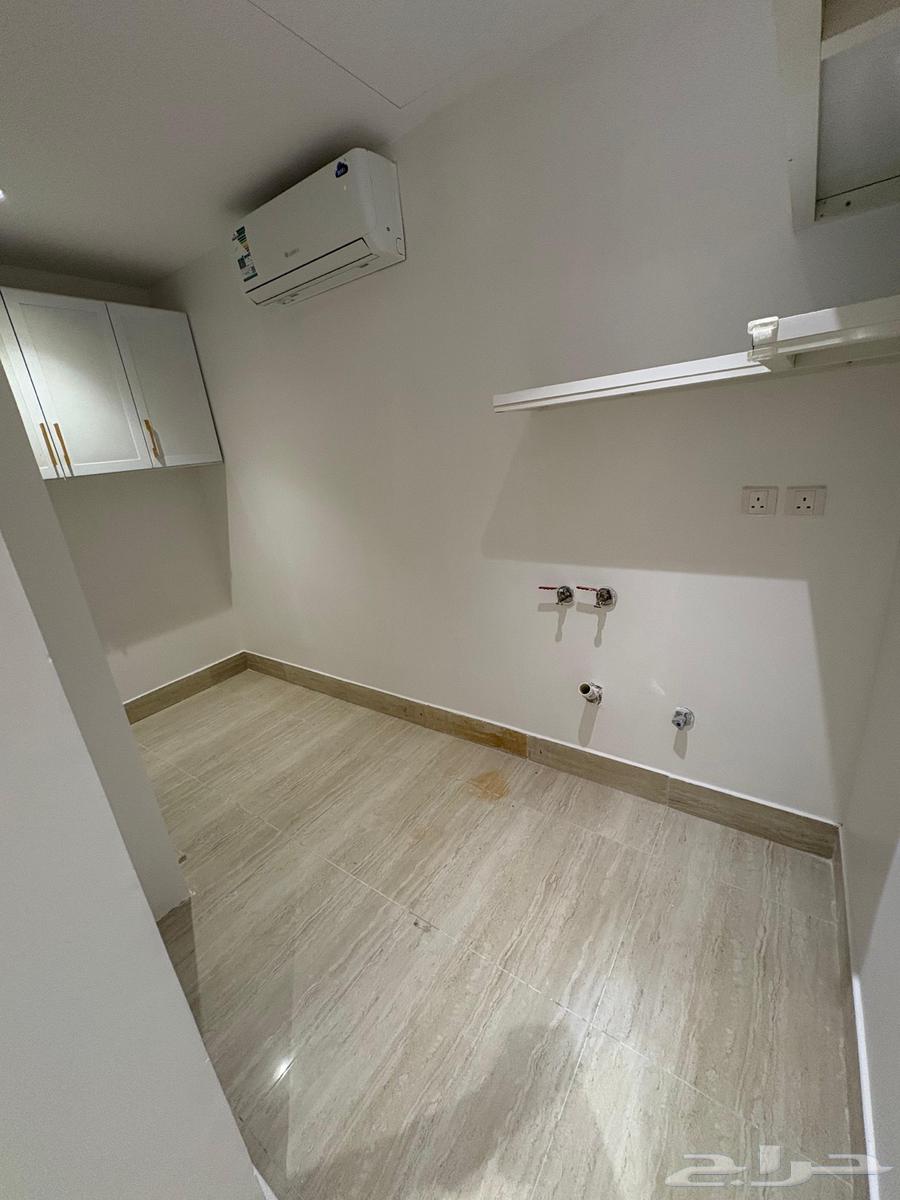 4 bedroom apartment in Al Sahafah 7