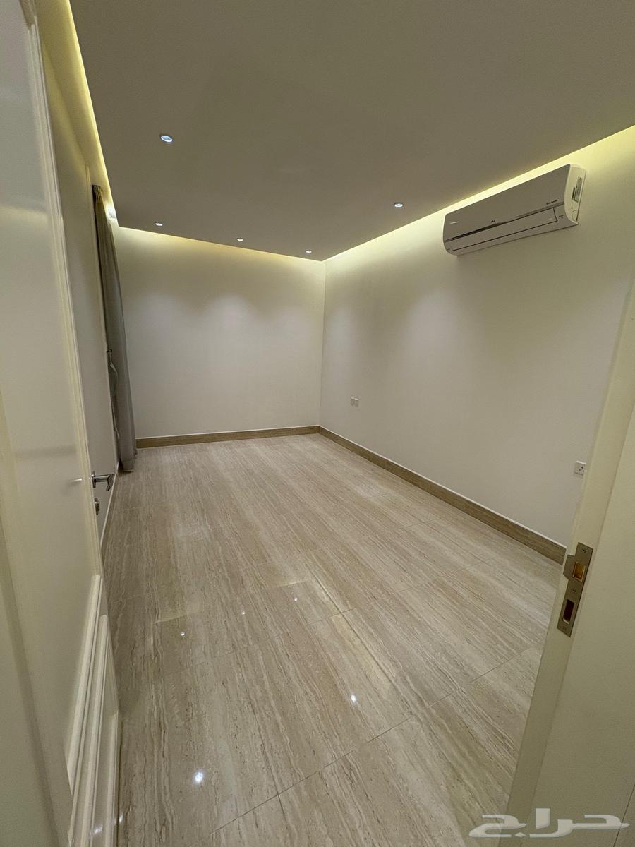 4 bedroom apartment in Al Sahafah 13