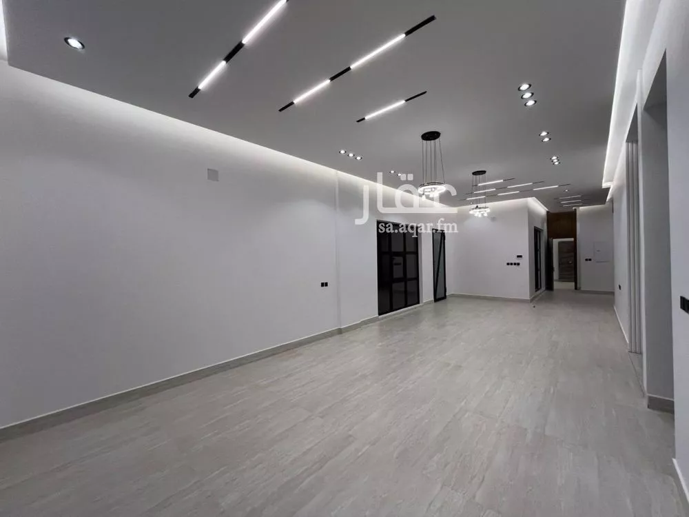 5 bedroom villa in Al Mahdiyyah 11