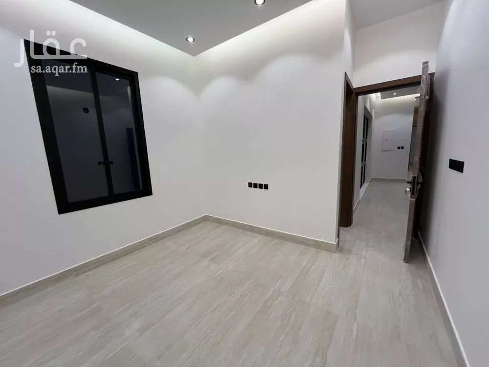 5 bedroom villa in Al Mahdiyyah 24