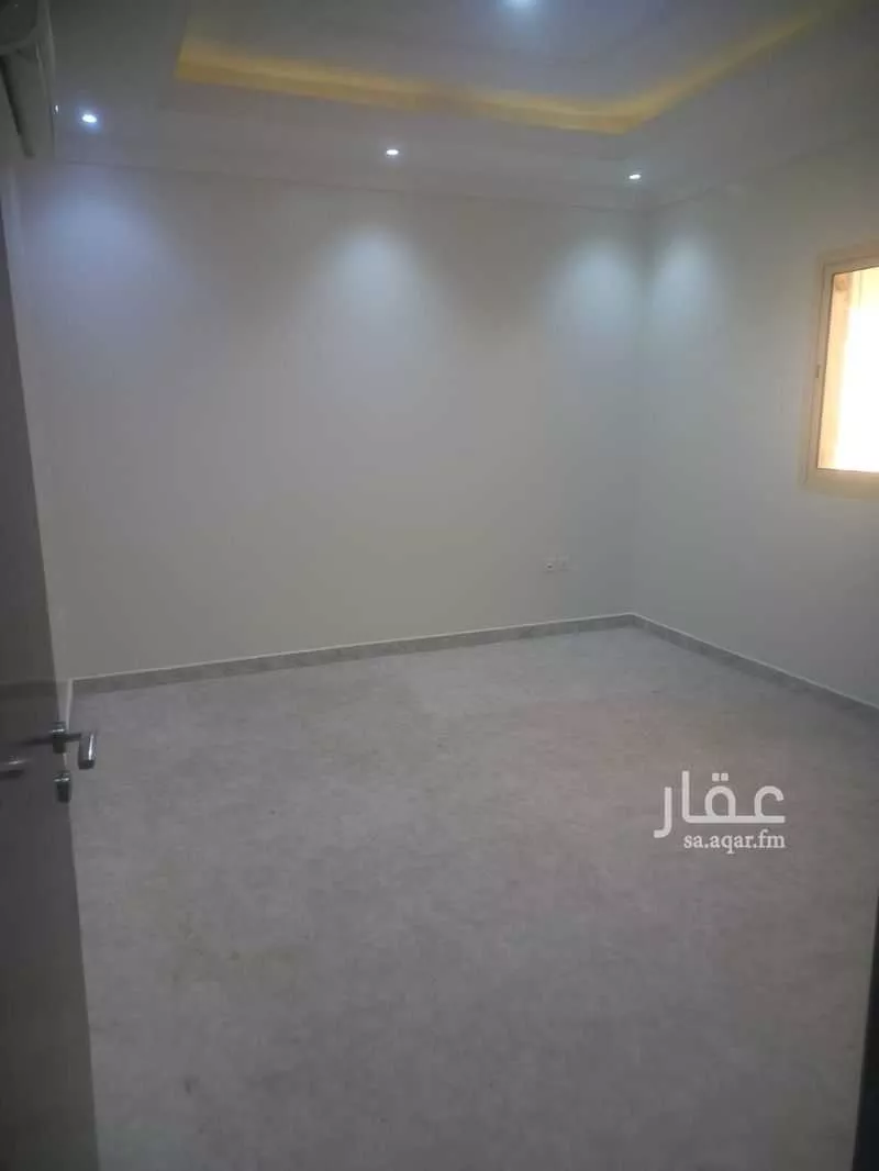 3 bedroom floor in Al Munsiyah 4