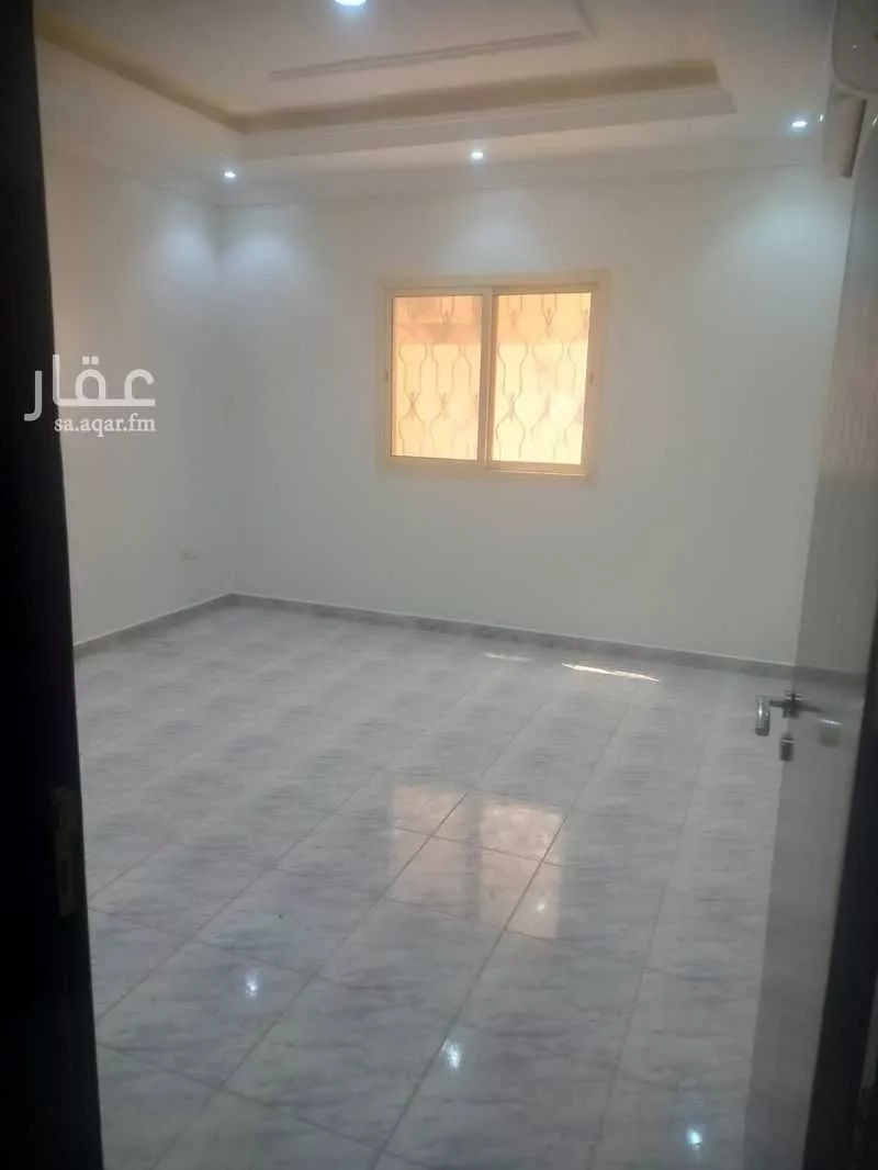 3 bedroom floor in Al Munsiyah 3