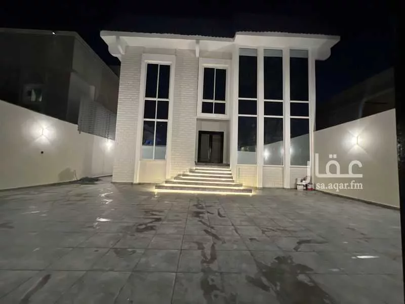 6 bedroom floor in King Fahd 4