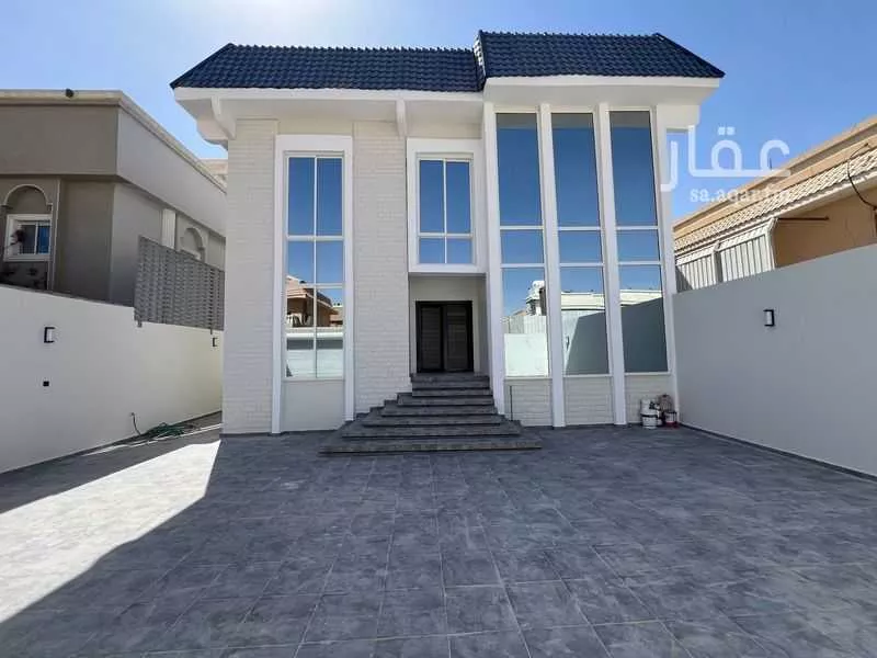 6 bedroom floor in King Fahd 5