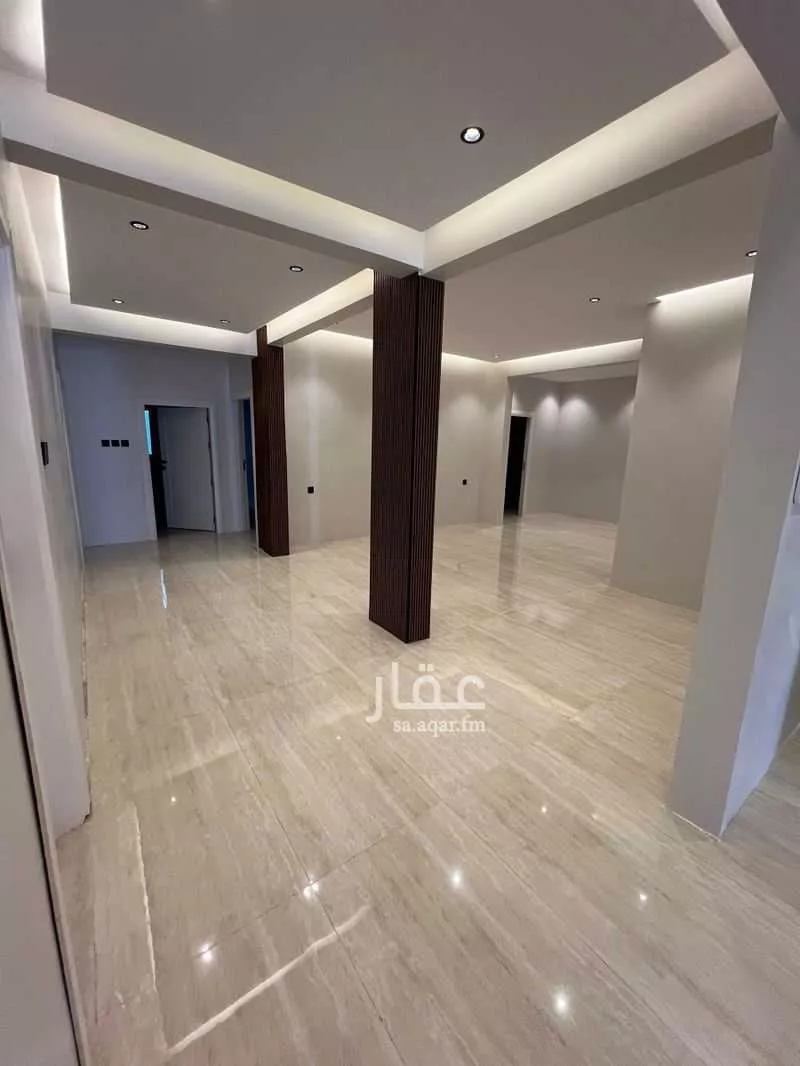 6 bedroom floor in King Fahd 6