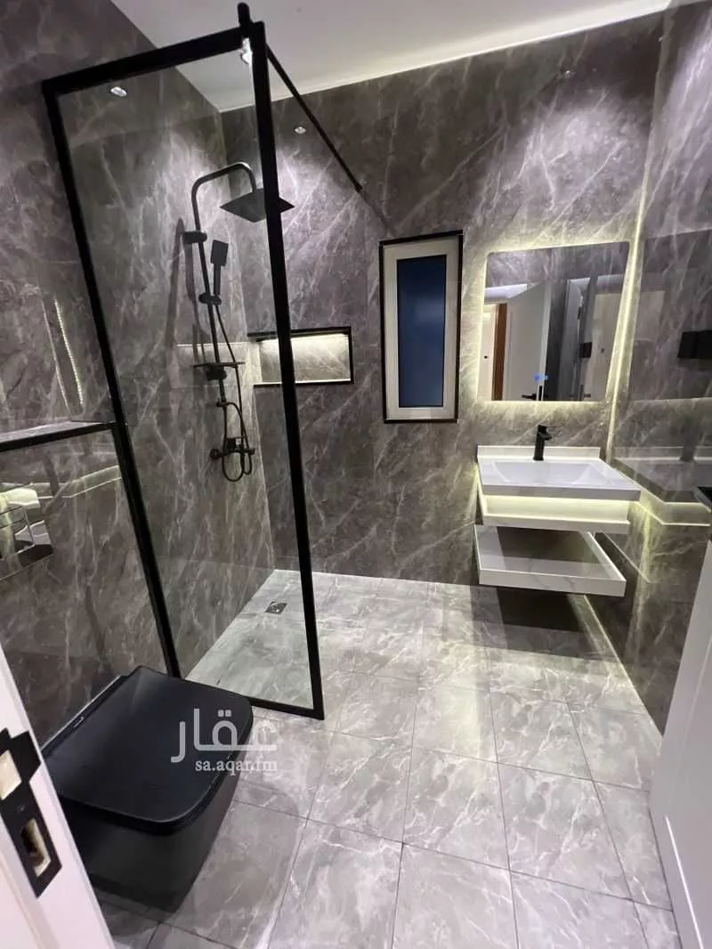 6 bedroom floor in King Fahd 10
