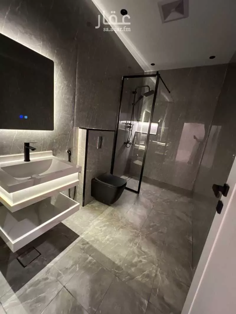 6 bedroom floor in King Fahd 19