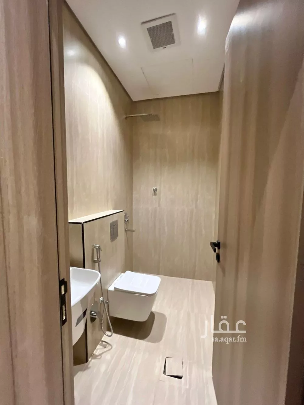 5 bedroom villa in Al Mahdiyyah 30