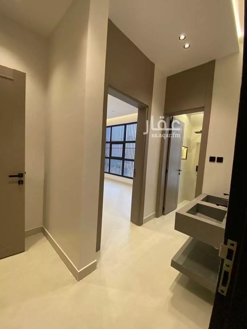 فيلا 4 غرف في الروضة 23
