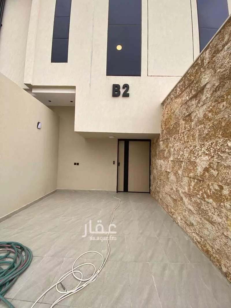 فيلا 4 غرف في الروضة 26