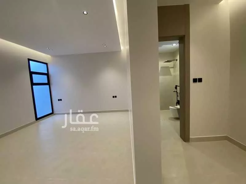 فيلا 4 غرف في الروضة 11