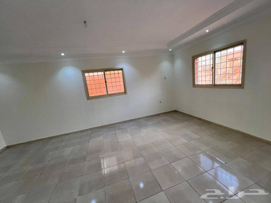5 bedroom villa in King Faisal 6