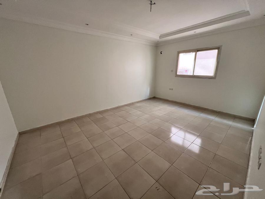 5 bedroom villa in King Faisal 4