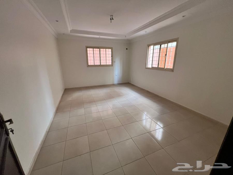 5 bedroom villa in King Faisal 9