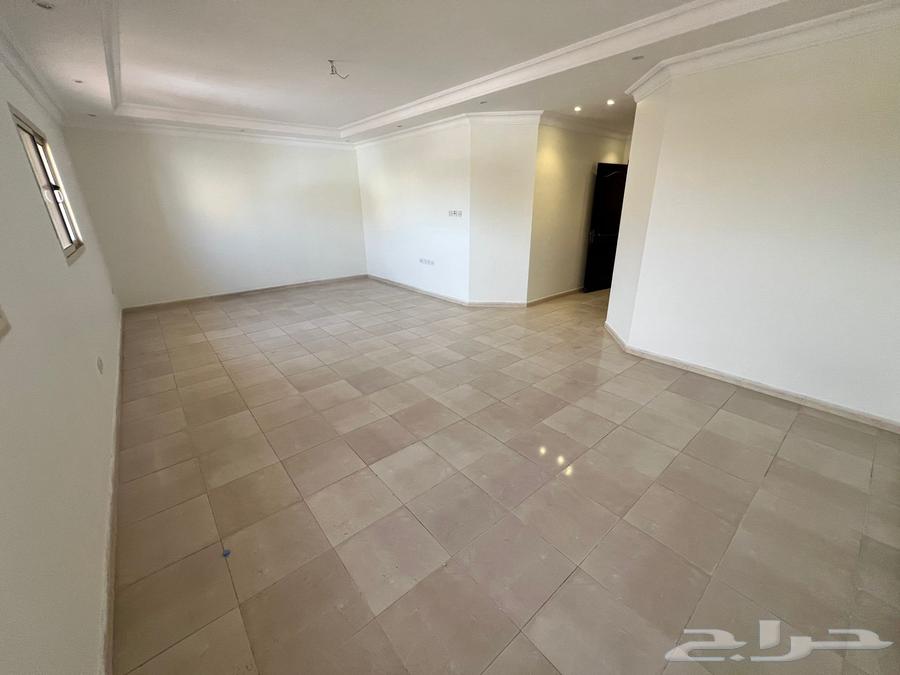 5 bedroom villa in King Faisal 5