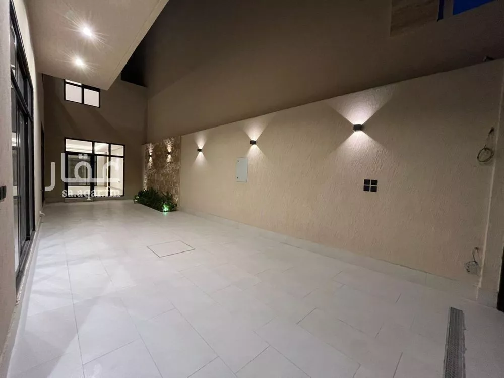 5 bedroom villa in Al Mahdiyyah 8