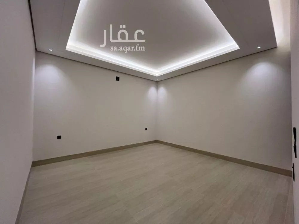 5 bedroom villa in Al Mahdiyyah 18